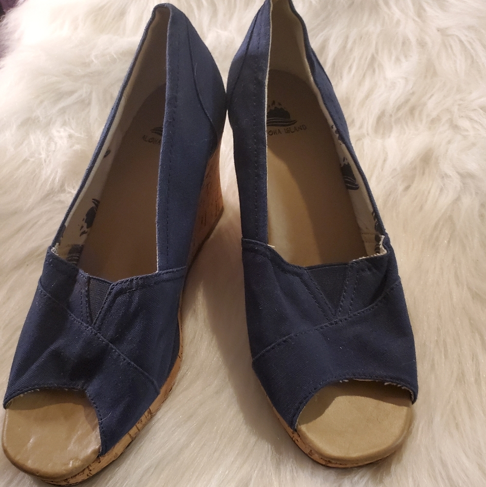 Aloha Island cork wedges